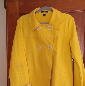 Gap Jacket, yellow, L, barely worn.